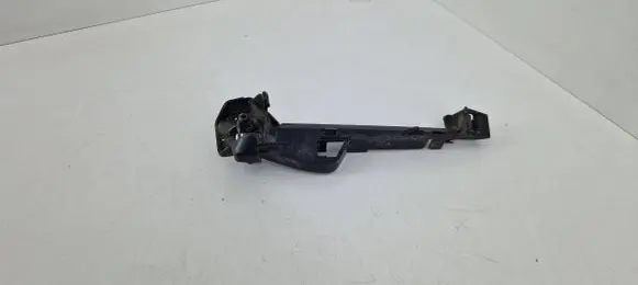 Volvo S90, V90 Front bumper mounting bracket 31663021