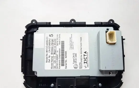 Toyota RAV 4 (XA50) Wireless charging module 861C042050C1 861C042050