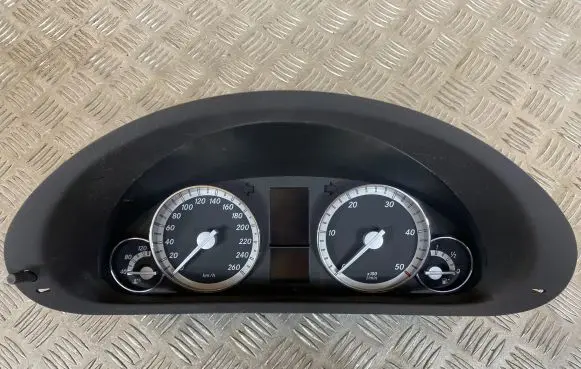 Mercedes-Benz C W203 Speedometer (instrument cluster) A2035403748 110080266033