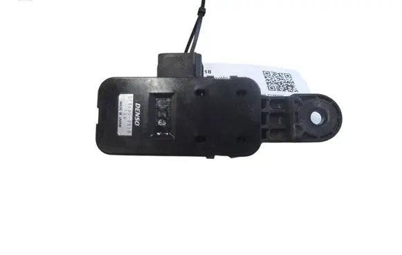 Jaguar XF X250 Air quality sensor 0136500010