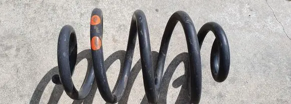 Nissan Leaf I (ZE0) Rear coil spring
