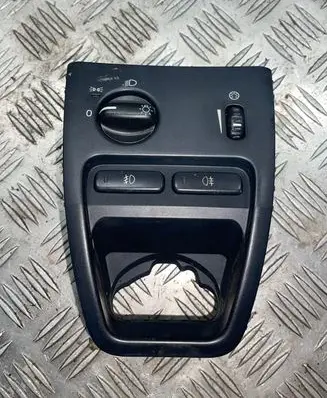 Volvo XC90 Light switch 8685450 04W40E03 MG40AA00049