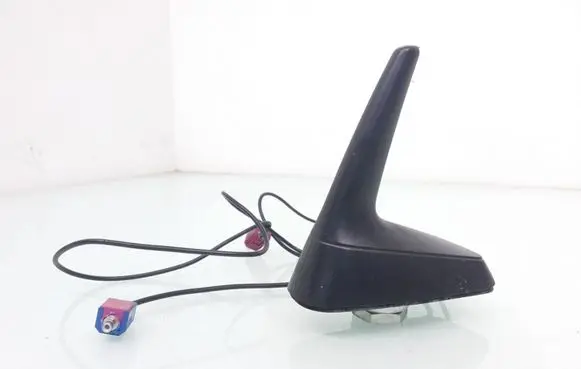 Audi A6 S6 C5 4B Aerial GPS antenna 4B5035503A