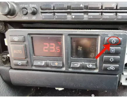 Audi A6 S6 C4 4A Climate control unit 4A0820043F 5DL00650000