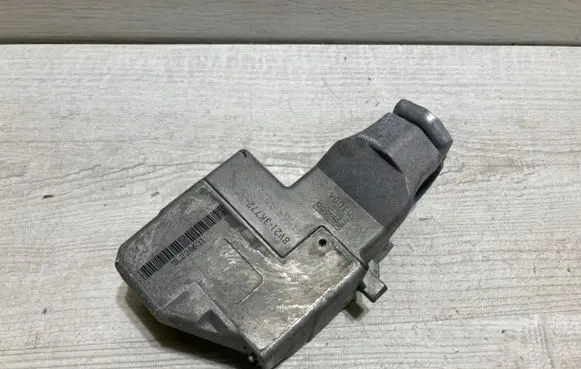 Steering wheel lock