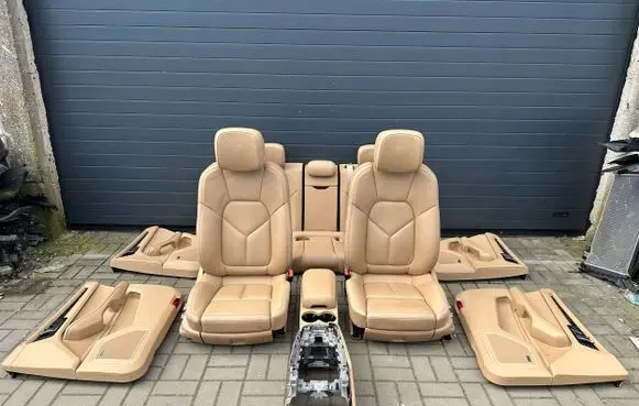 Porsche Macan (95B) Interior set PORSCHEMACANFOTELE