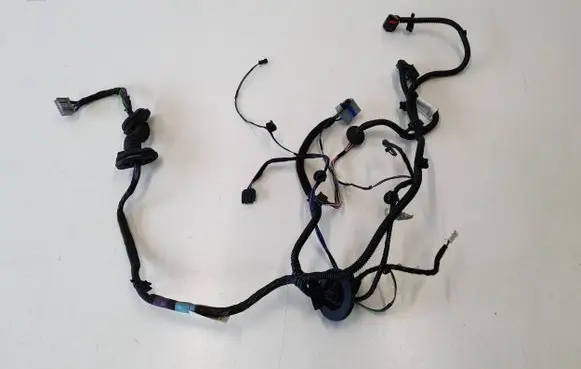 Tesla Model S Rear door wiring loom 100442500P 11504000092