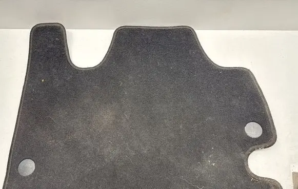 Chrysler Pacifica Rear floor mat 5RY12DX9AC 49212G 100581229