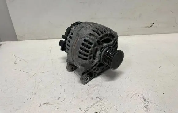 Audi A4 S4 B8 8K Generator/alternator 03G903016E