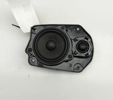 BMW X3 G01 Front door speaker 2622517 6809632