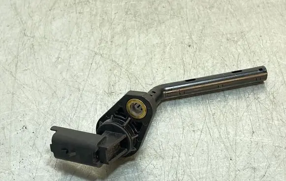 Opel Grandland X Oil level sensor 9675226780