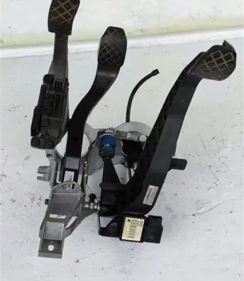 Audi A6 S6 C6 4F Pedal assembly 4F0907658A 4F0910658A