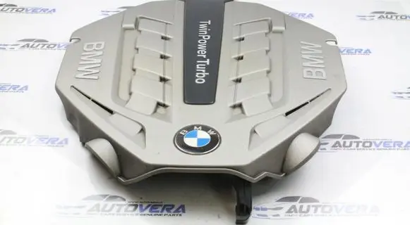 BMW 5 F10 F11 Engine cover (trim) 1371757745603