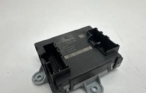 Jaguar E-Pace Door control unit/module JPLA14D619BB