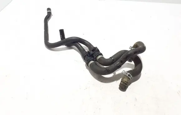 Volvo XC40 Engine coolant pipe/hose 32222093
