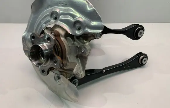 BMW X4 G02 Rear wheel hub spindle/knuckle 6879752