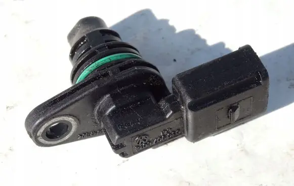 Volkswagen Scirocco Camshaft position sensor 03Q907601E