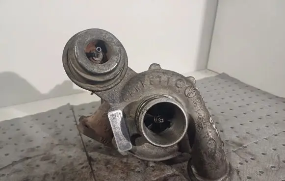 Opel Zafira A Turbo 24461825 7088672 T15