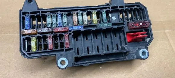 BMW 7 E65 E66 Fuse box set 61136900583 10688710