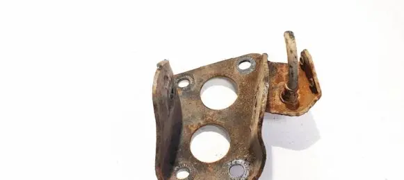 Skoda Octavia Mk1 (1U) Bracket in trunk/boot 
