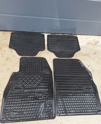 Opel Zafira B Car floor mat set 