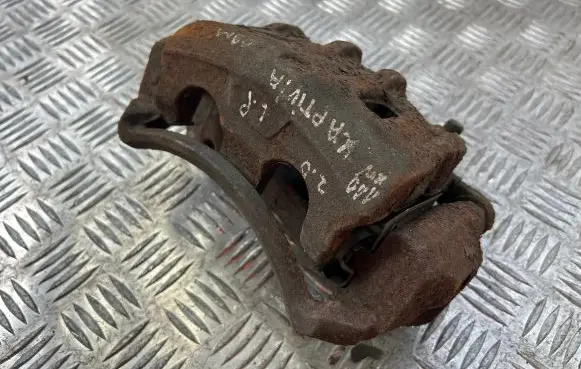 Chevrolet Captiva Front brake caliper