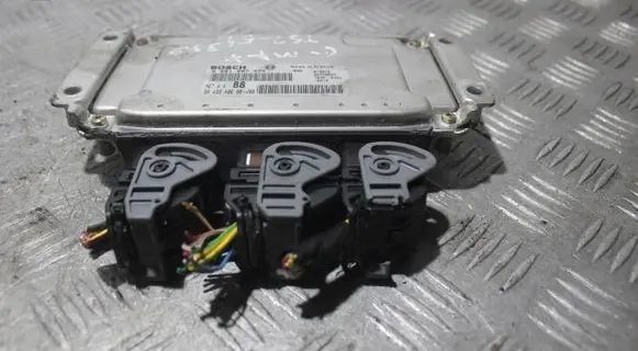 Ford Focus C-MAX Engine control unit/module 0261207474