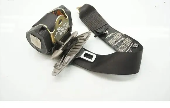 Mitsubishi Carisma Rear seatbelt MR913981