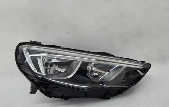 Opel Insignia B Headlight/headlamp 39122967 SP39122967