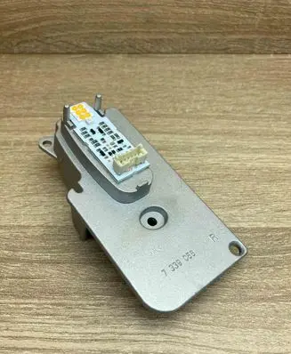 BMW 7 F01 F02 F03 F04 Light module LCM 63117339056 7339056 RIGHTSIDE