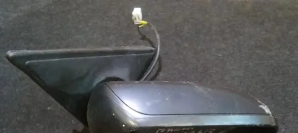 Mazda 626 Front door electric wing mirror e13010142