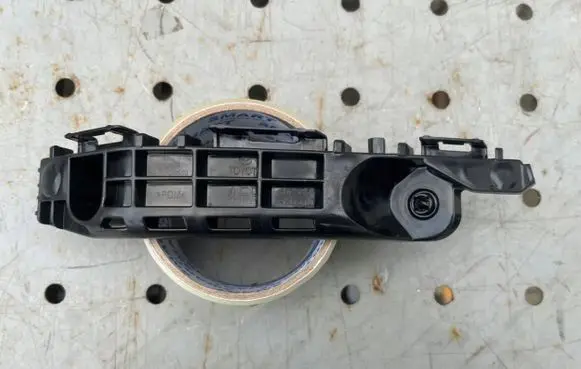 Toyota Yaris XP210 Front bumper mounting bracket 52535-K0010