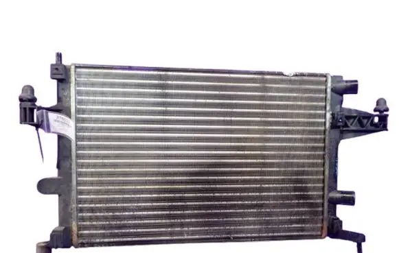 Opel Corsa C Coolant radiator 
