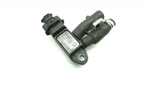 Volvo V40 Cross country Sensor 0281006208