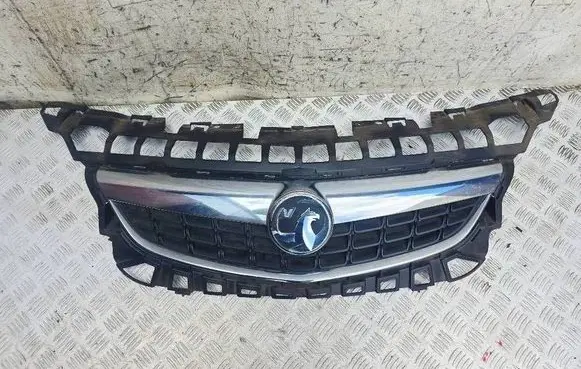 Opel Astra J Front bumper upper radiator grill 13266577