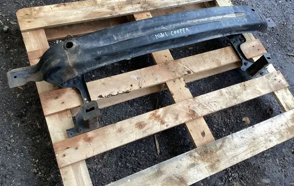 Mini Cooper Countryman R60 Front bumper cross member