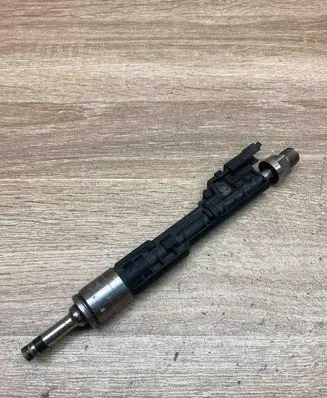 BMW 3 F30 F35 F31 Fuel injector 0261500260 13648625397 060215