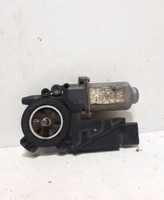 Renault Megane II Wiper motor 4710