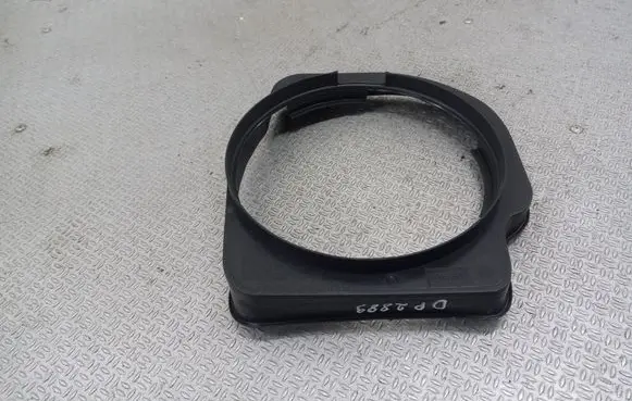 Volkswagen Touareg I Front door speaker cover trim 7L6035218