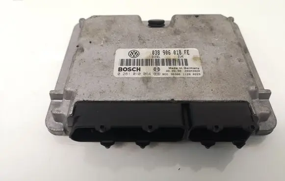 Volkswagen PASSAT B5 Engine control unit/module 038906018FE 0281010064
