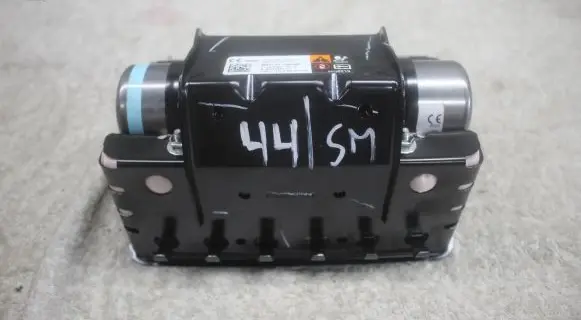 Tesla Model S Passenger airbag 146336300B 0589P1000939 A2CL0420171