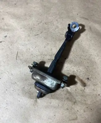 Chevrolet Epica Rear door check strap stopper V25RR