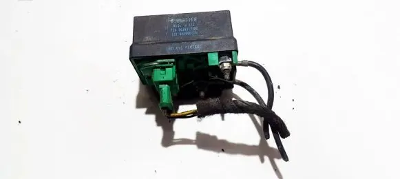 Peugeot 206 Glow plug pre-heat relay 9639912580