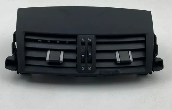 Toyota RAV 4 (XA30) Dash center air vent grill 5567042060 5567042050