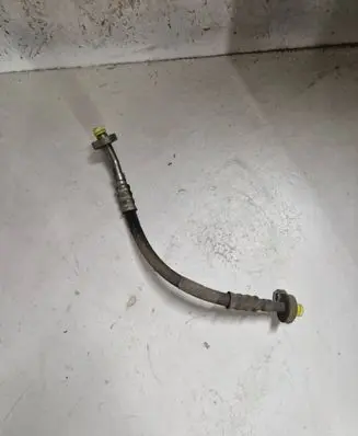 Volvo V60 Air conditioning (A/C) pipe/hose 31332755