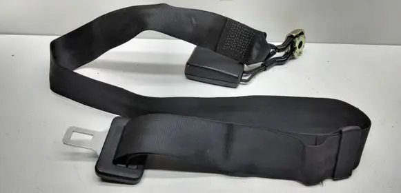 Audi A3 S3 8L Middle seatbelt buckle (rear) 191857837