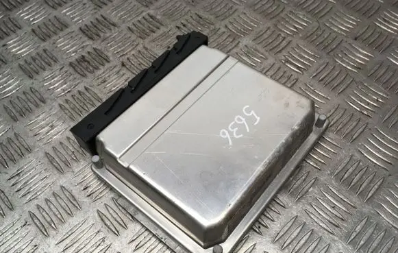 Volvo S80 Engine control unit/module 0261207712 1039S00000 08675760