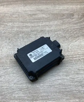 Audi Q7 4L Other control units/modules 8E0909511A
