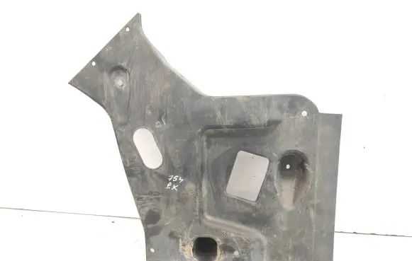 Maserati Ghibli Engine splash shield/under tray 670003438 24143