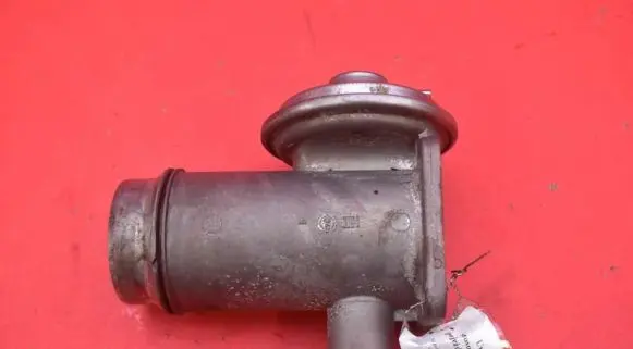 BMW 1 E81 E87 EGR valve 7792077